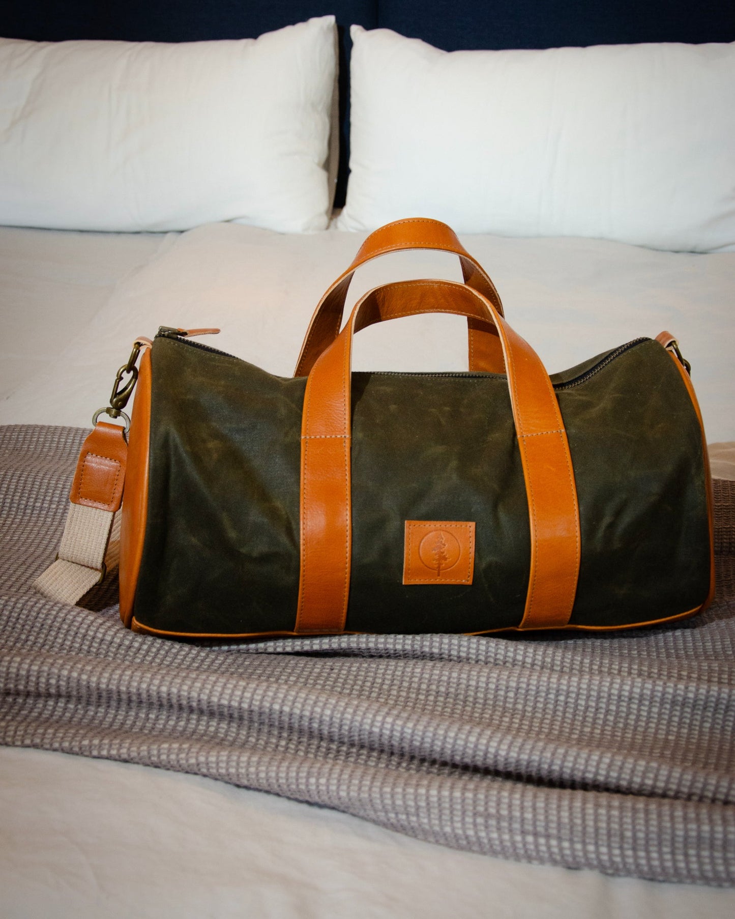 Pine Coast - The Pine Leather Duffel Bag