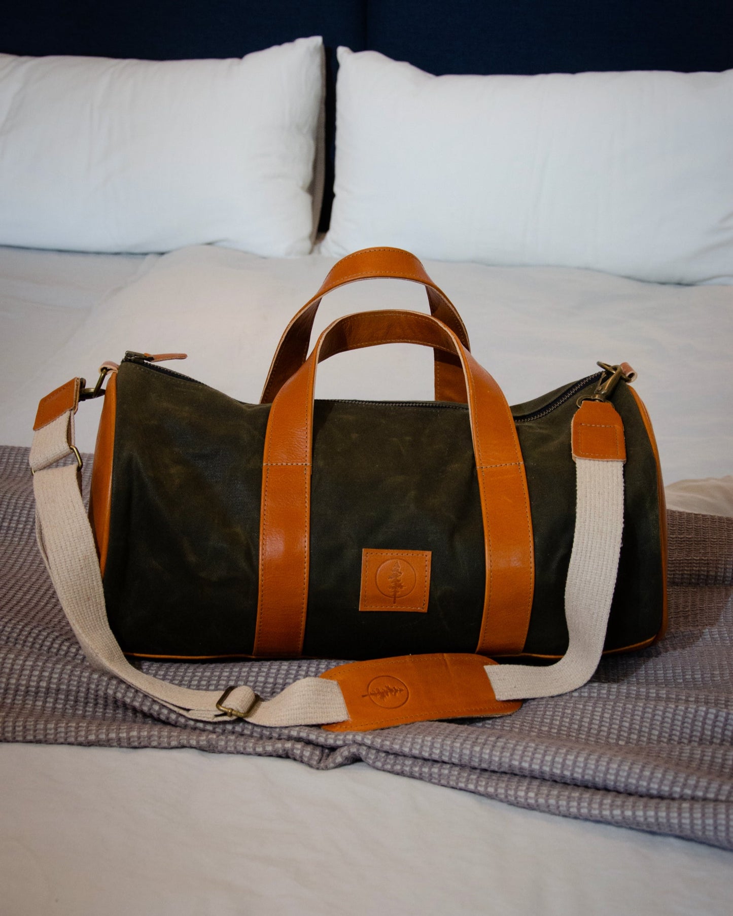 Pine Coast - The Pine Leather Duffel Bag