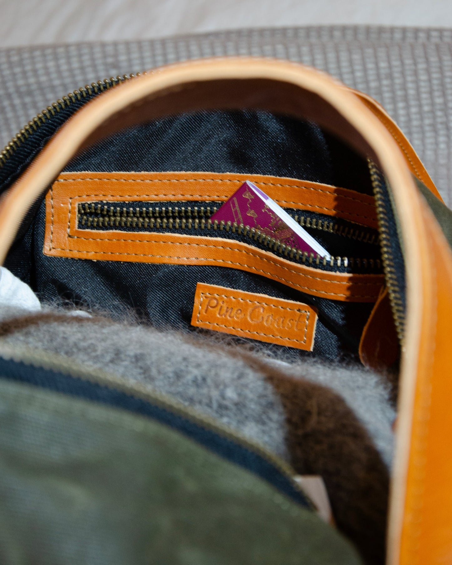 Pine Coast - The Pine Leather Duffel Bag