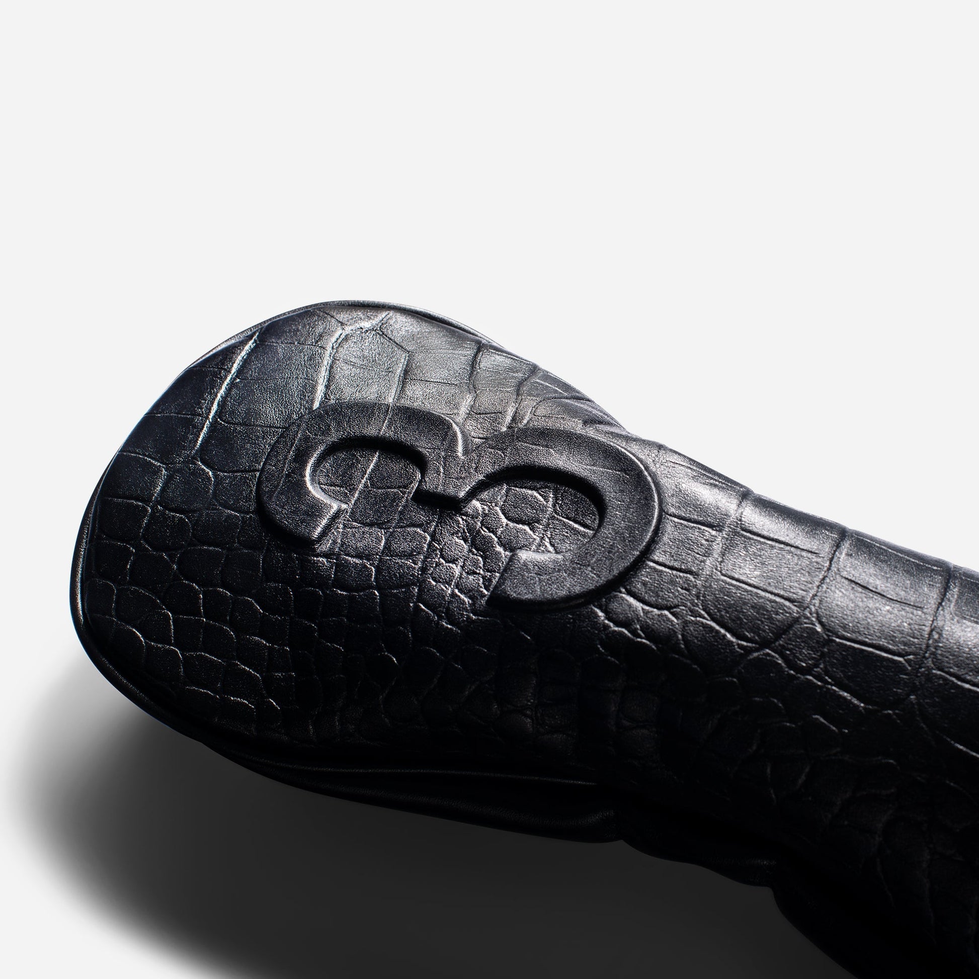 #colour_3-wood_croc black