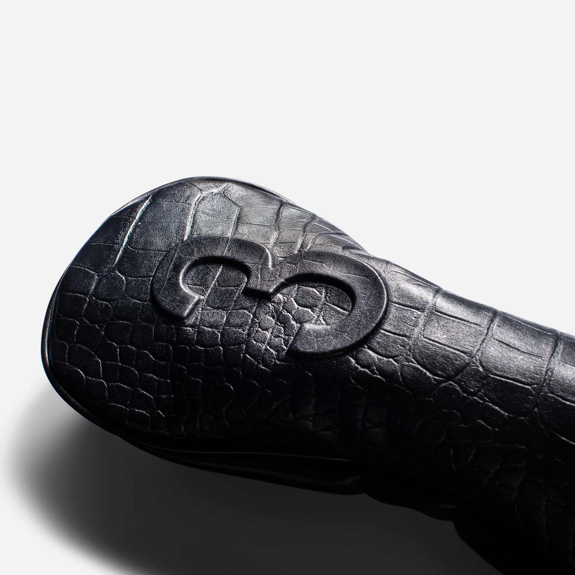 #colour_3-wood_croc black