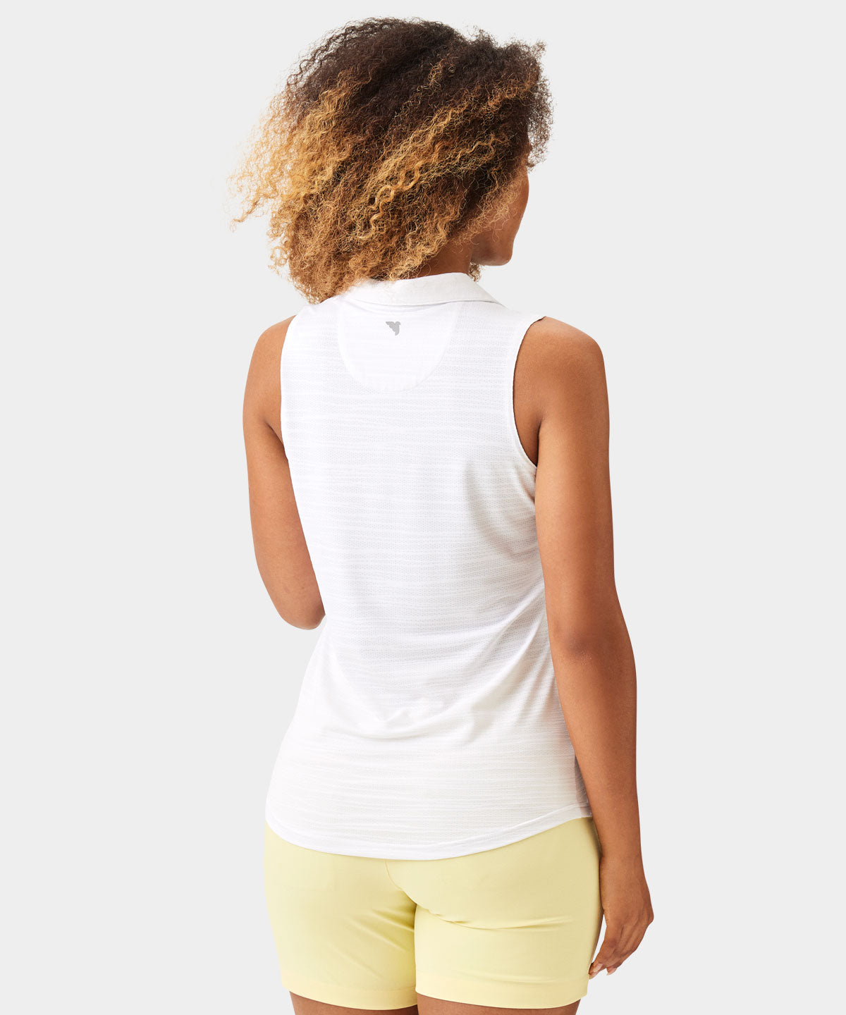Macade Women's Paige Sleeveless Shirt - White
