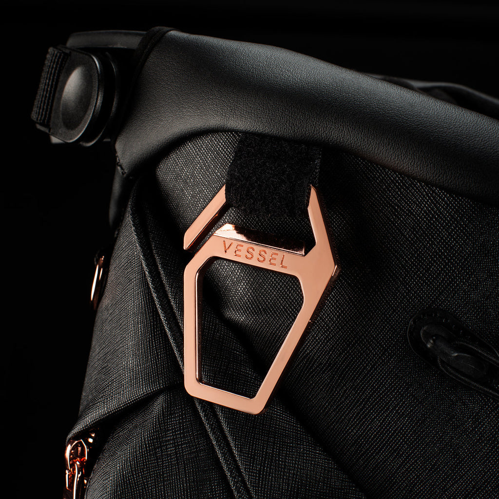 VESSEL Lux Carbon LE Midnight Rose Stand