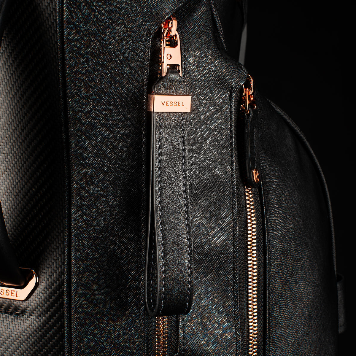 VESSEL Lux Carbon LE Midnight Rose Stand