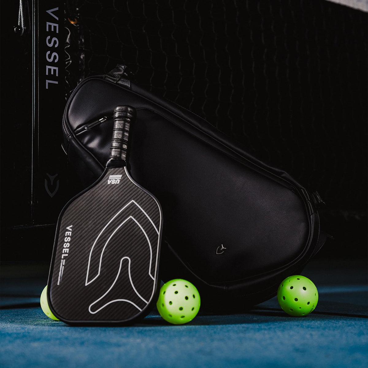 VESSEL Carbon Pro Pickleball Paddle 2.0