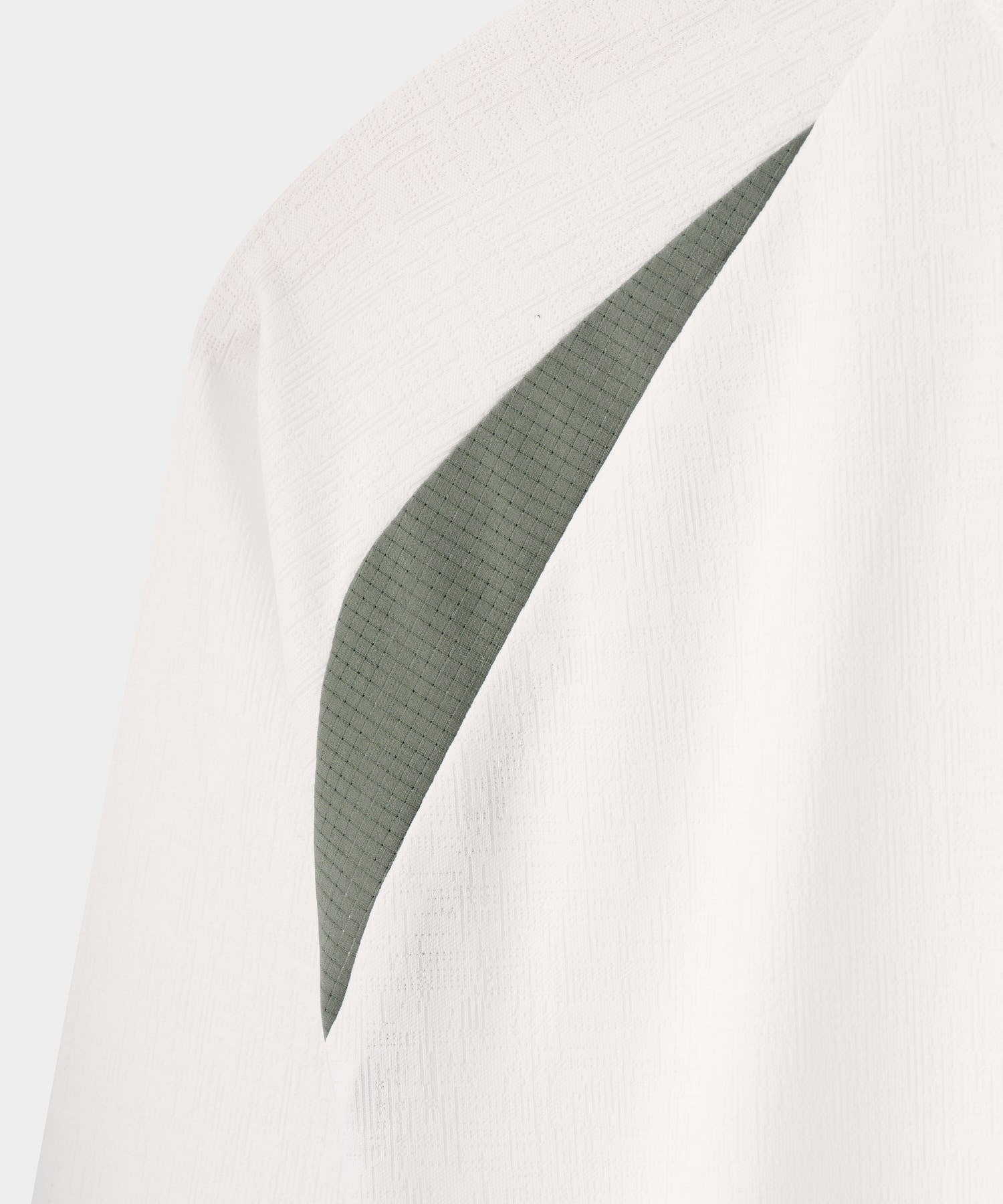 Macade Men's Nash Tech TX Shirt - White