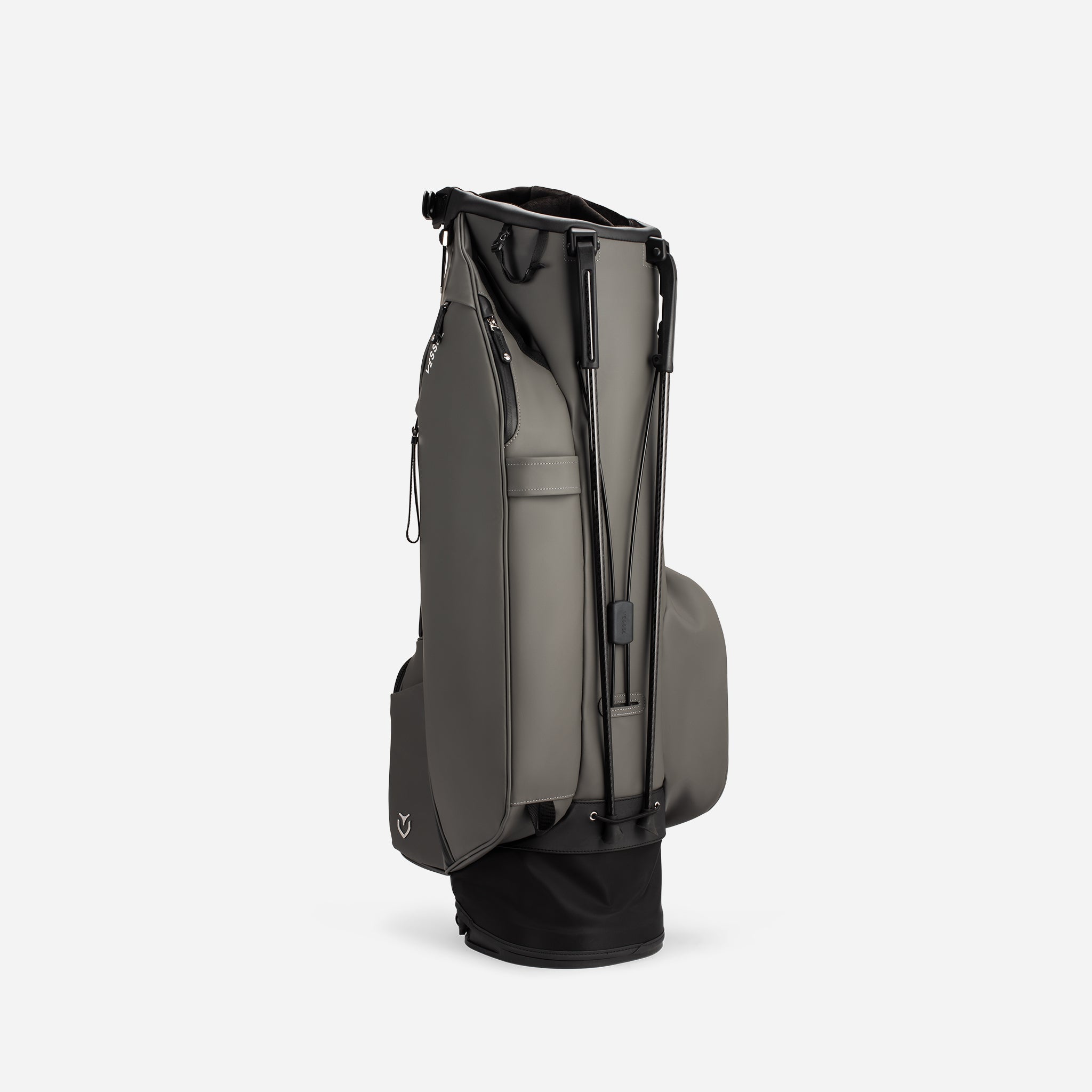 VESSEL Player V Stand in Pebbled Grey