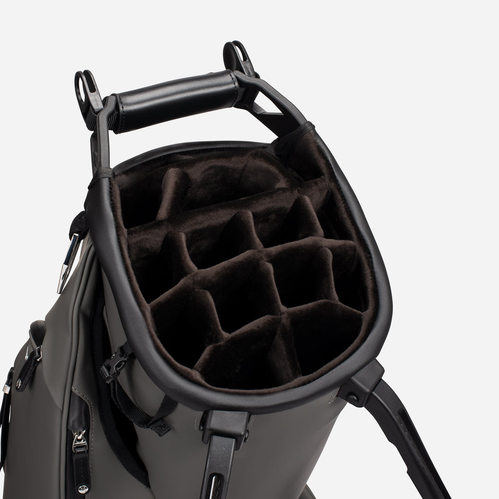 VESSEL Player V Stand in Pebbled Grey