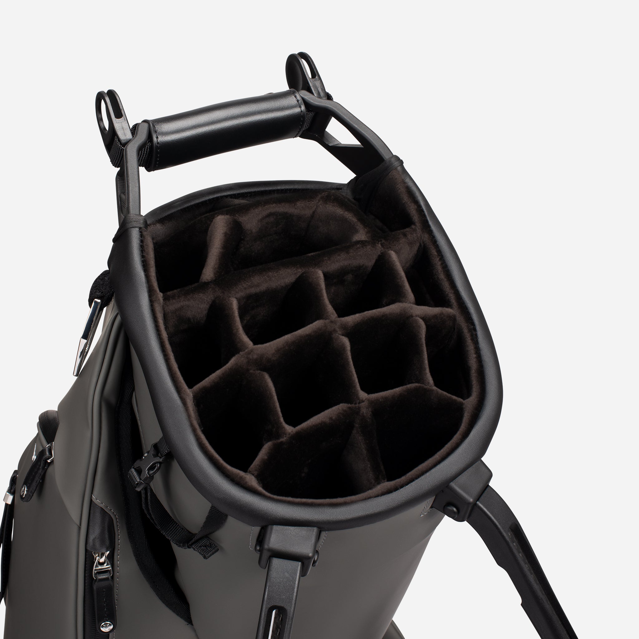 VESSEL Player V Stand in Pebbled Grey