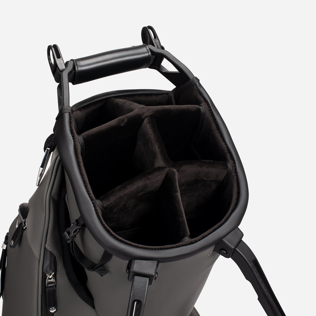 VESSEL Player V Stand in Pebbled Grey