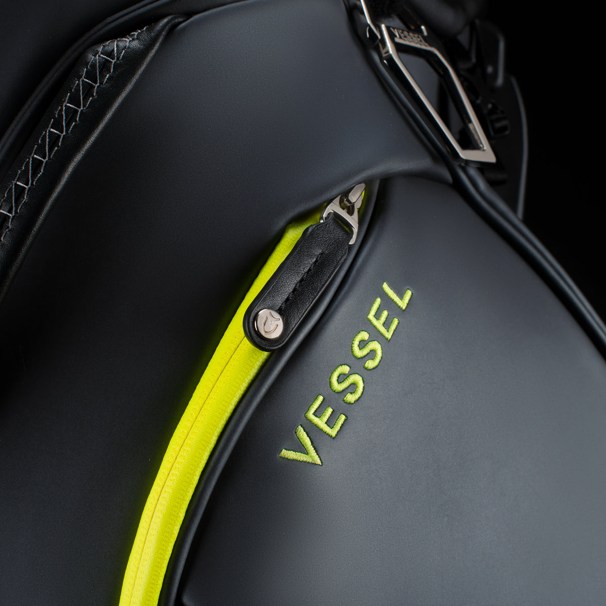VESSEL Player V Pro Stand in Amp
