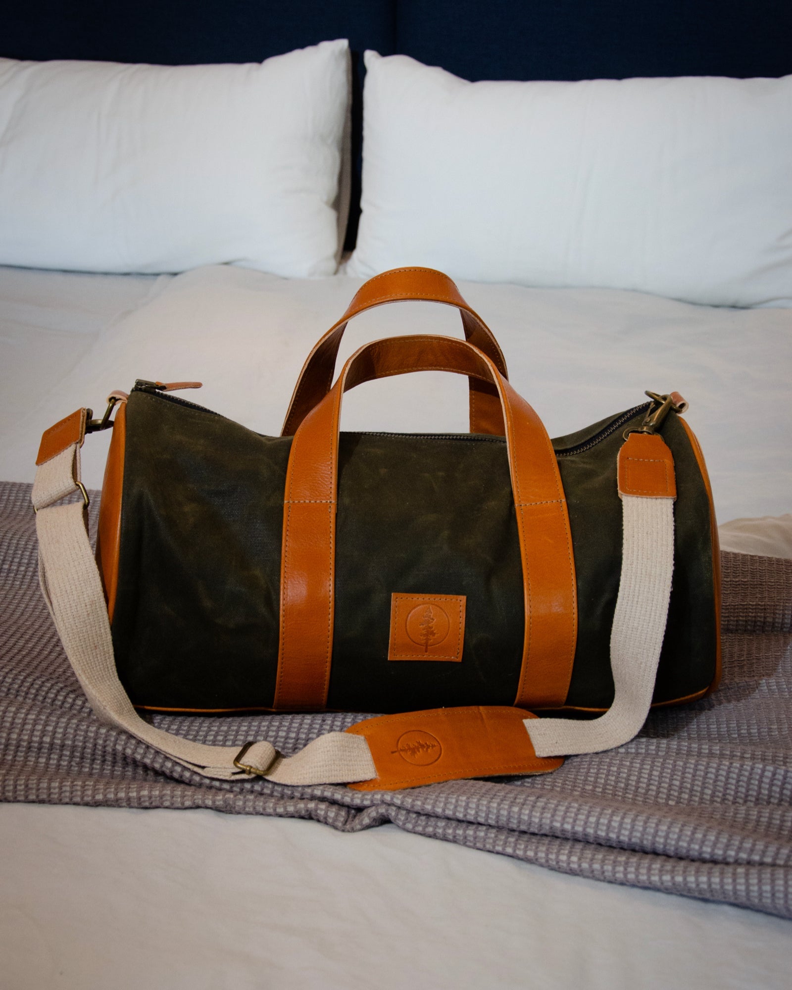 Pine Coast - The Pine Leather Duffel Bag