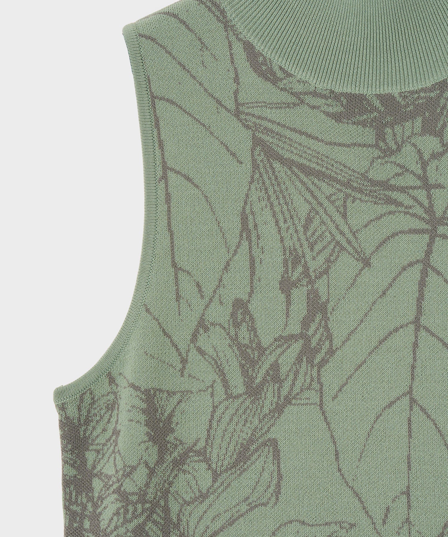 Macade Women's Paige Sleeveless Shirt - Green Palm
